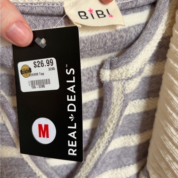 Bibi Mixed Pattern Top - Picture 5 of 8